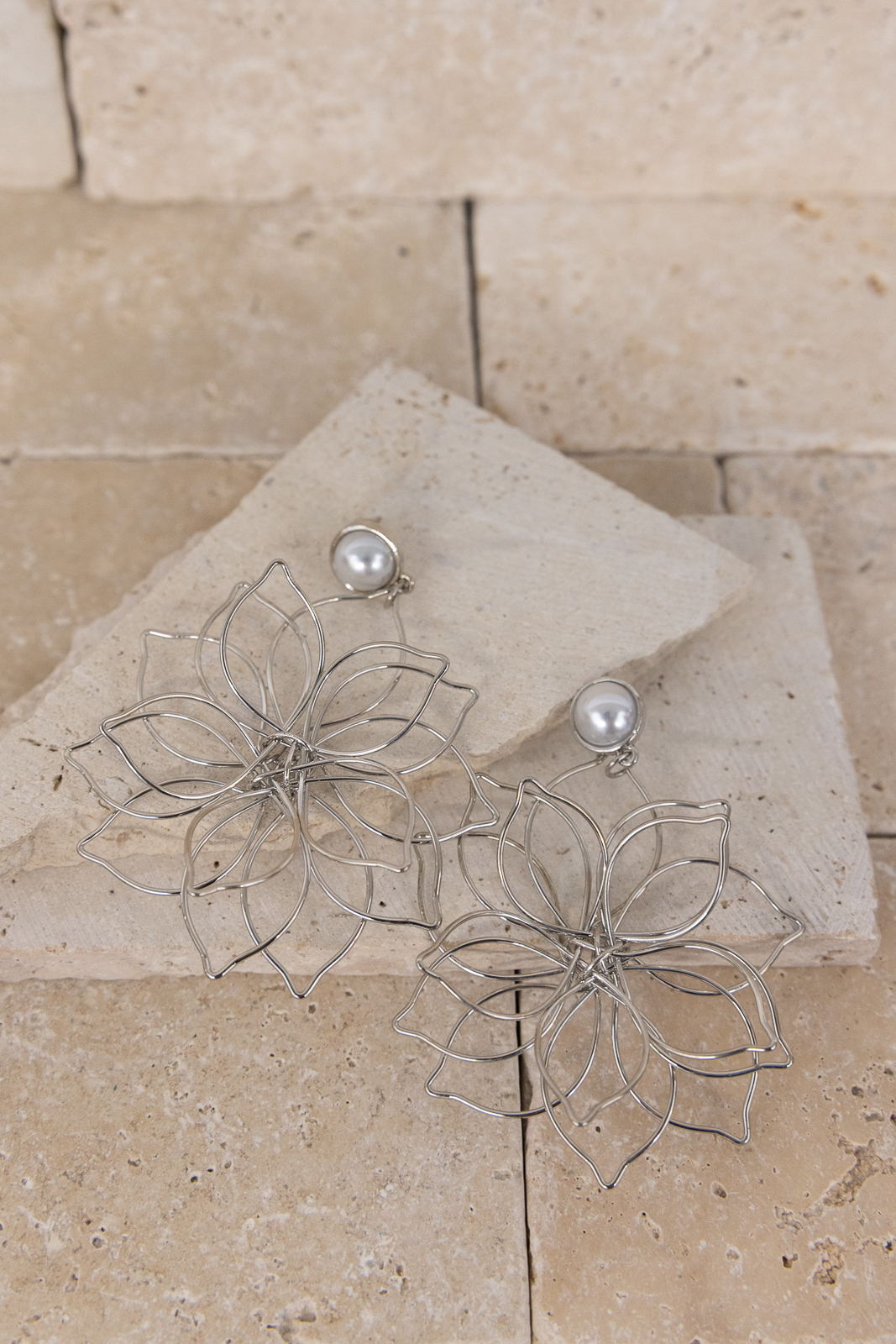 Garden Bloom Earrings (Silver)